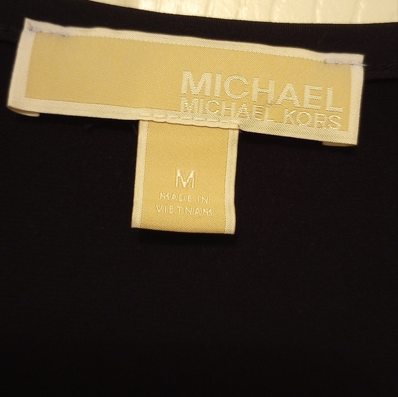 MICHAEL KORS Michael; pleat hem black sleeveless dress. Medium - Picture 10 of 11